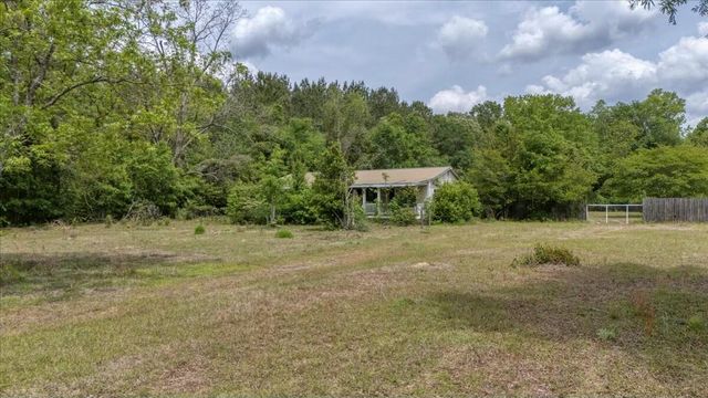 492 Red Oak Road, Cottageville, SC 29435