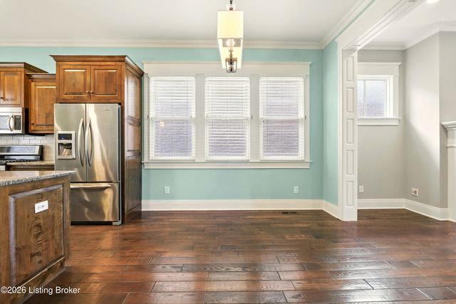 10910 Kings Crown Dr, Prospect, KY 40059