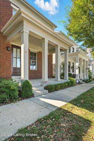 10910 Kings Crown Dr, Prospect, KY 40059