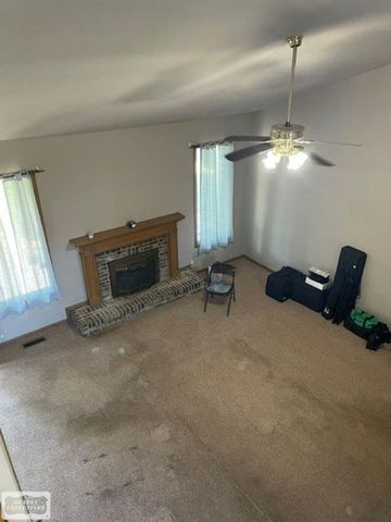 52811 Kelly Street, Macomb Twp, MI 48042