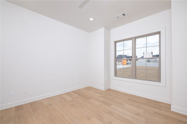 1148 Noah Street, Fayetteville, AR 72703