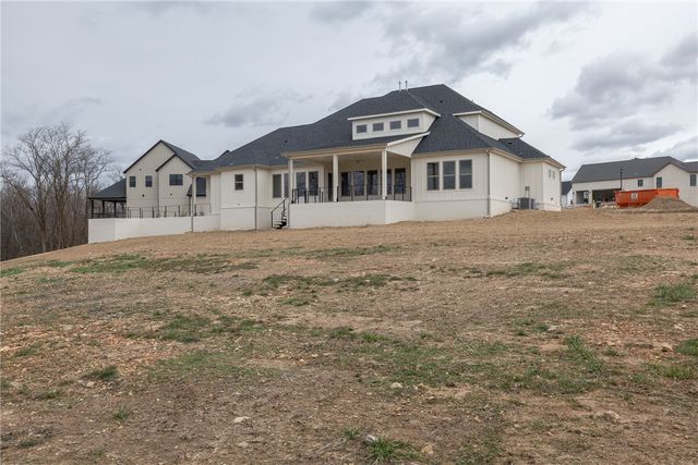 1148 Noah Street, Fayetteville, AR 72703