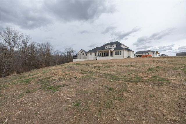 1148 Noah Street, Fayetteville, AR 72703