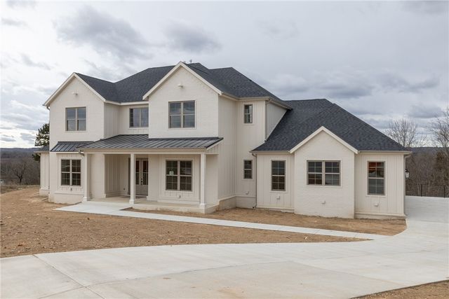 1148 Noah Street, Fayetteville, AR 72703