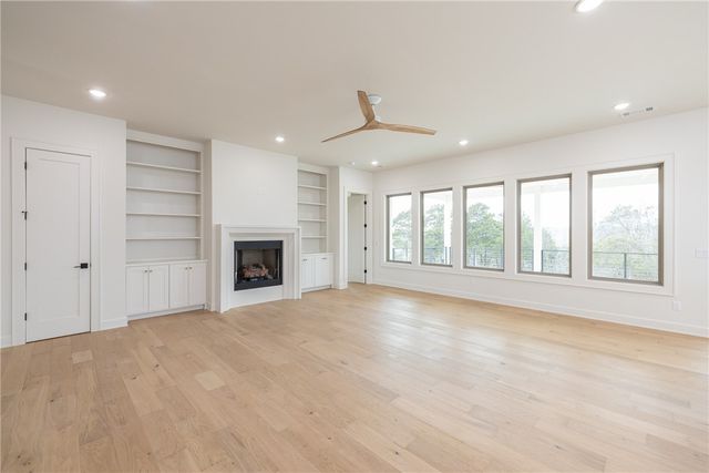 1148 Noah Street, Fayetteville, AR 72703