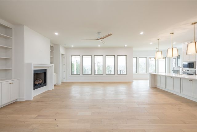 1148 Noah Street, Fayetteville, AR 72703