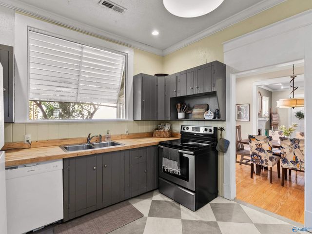607 Prospect Drive, Decatur, AL 35601