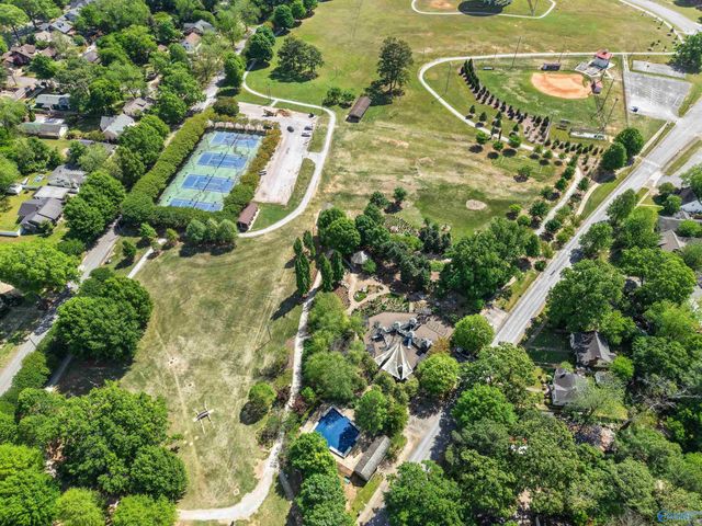 607 Prospect Drive, Decatur, AL 35601