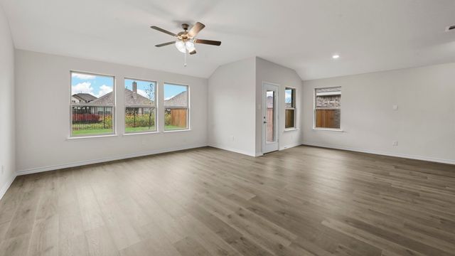 742 Hart Leaf Lane, Lavon, TX 75166