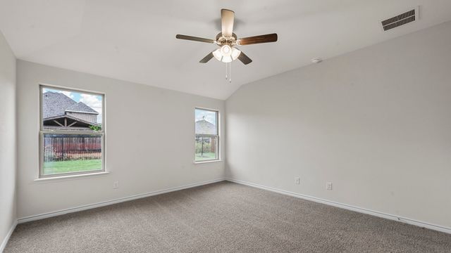 742 Hart Leaf Lane, Lavon, TX 75166