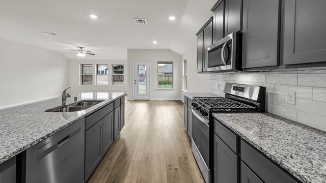 742 Hart Leaf Lane, Lavon, TX 75166