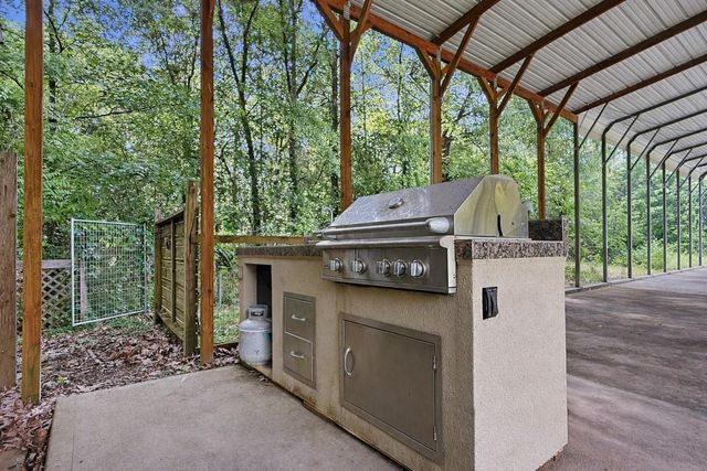 4460 Cypress Lakes Circle, Cleveland, TX 77327