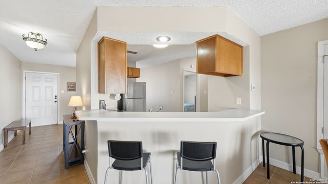 1226 Cougar Dr Apt 15, Canyon Lake, TX 78133