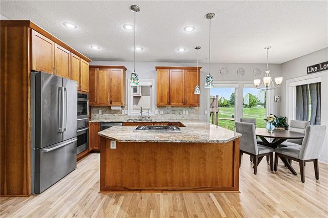 1923 NE 104th Terrace, Kansas City, MO 64155