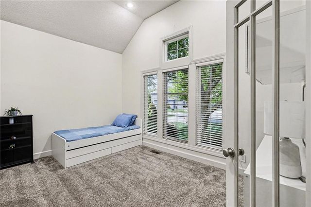 1923 NE 104th Terrace, Kansas City, MO 64155