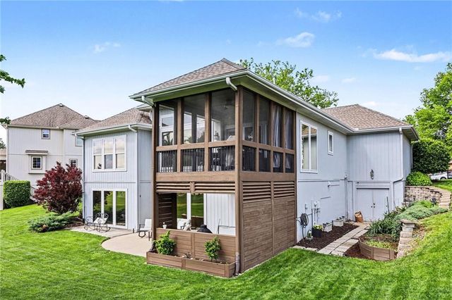 1923 NE 104th Terrace, Kansas City, MO 64155