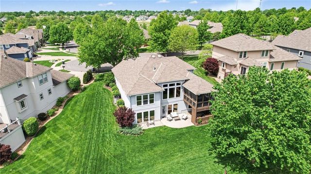 1923 NE 104th Terrace, Kansas City, MO 64155