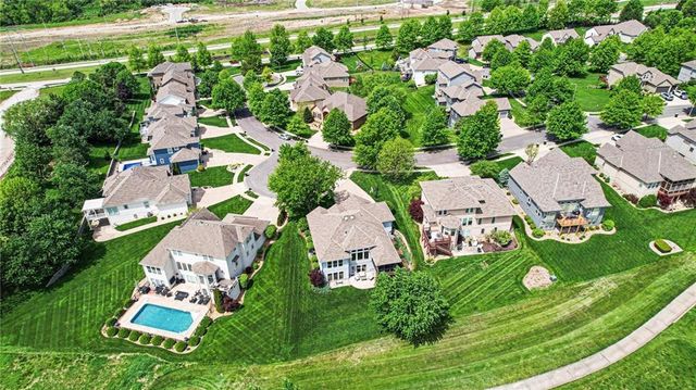 1923 NE 104th Terrace, Kansas City, MO 64155