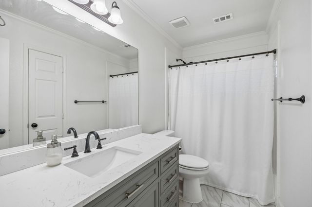 5 Cimarron Court, Trophy Club, TX 76262