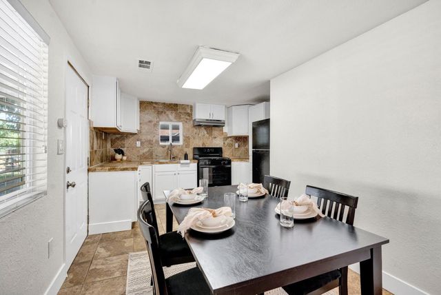 13583 E Parlier Avenue, Parlier, CA 93648