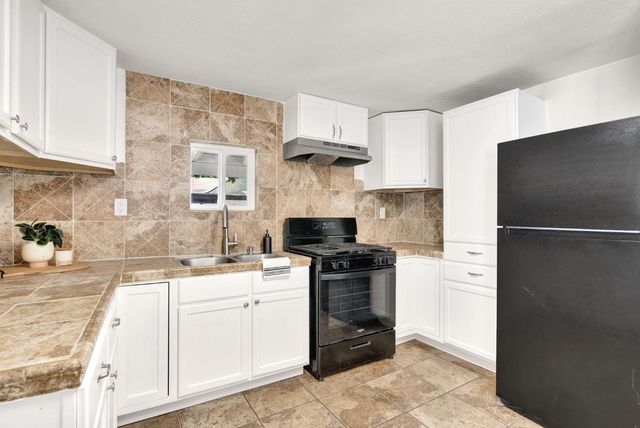 13583 E Parlier Avenue, Parlier, CA 93648
