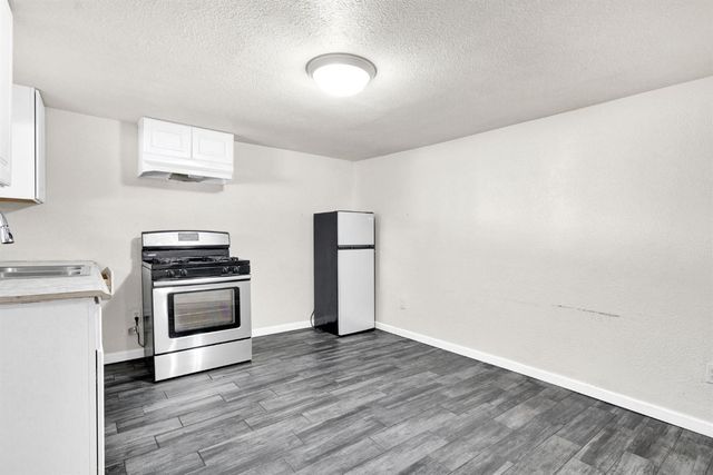 13583 E Parlier Avenue, Parlier, CA 93648