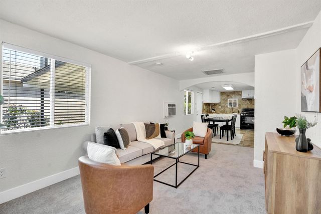 13583 E Parlier Avenue, Parlier, CA 93648