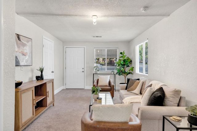 13583 E Parlier Avenue, Parlier, CA 93648