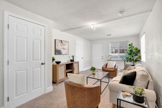 13583 E Parlier Avenue, Parlier, CA 93648