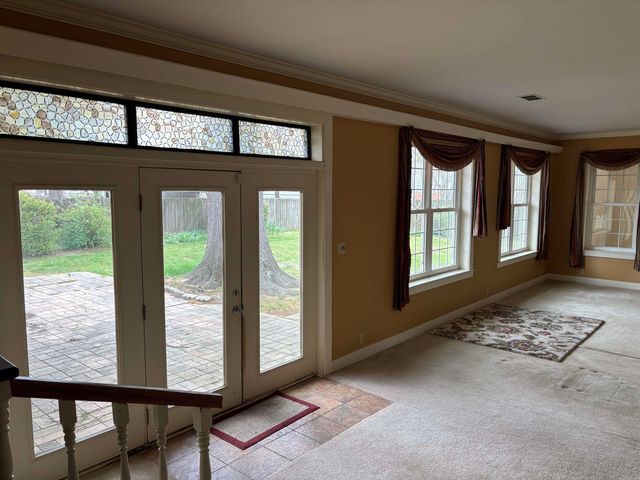 107 W Cloverdale, Brinkley, AR 72021