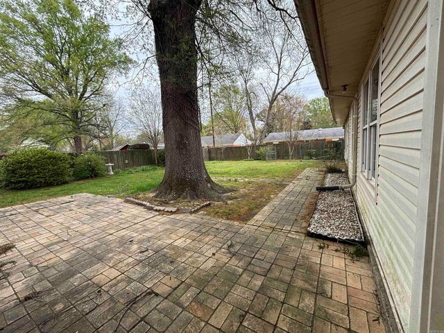 107 W Cloverdale, Brinkley, AR 72021