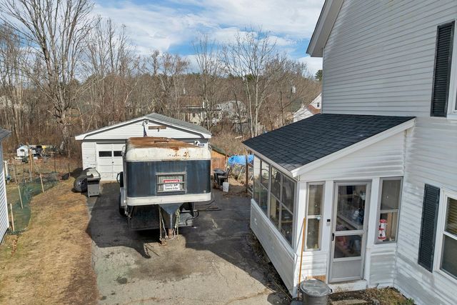 7 Maple Street, Farmington, NH 03835