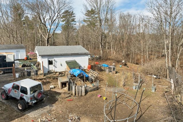 7 Maple Street, Farmington, NH 03835