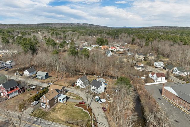 7 Maple Street, Farmington, NH 03835