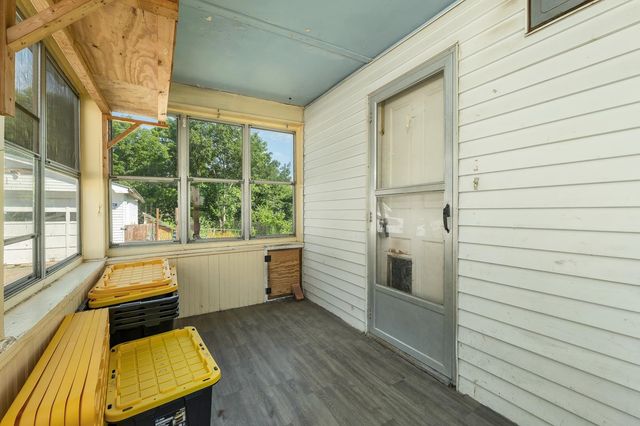 7 Maple Street, Farmington, NH 03835