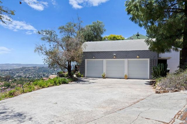 14645 High Valley Road, Poway, CA 92064