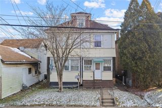 2208 Duss Avenue, Ambridge, PA 15003