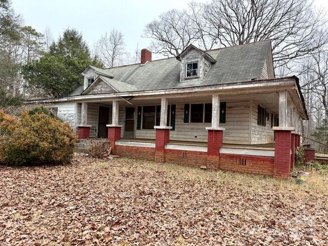 2412 Daves Drive, Shelby, NC 28152