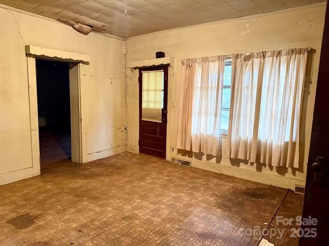 2412 Daves Drive, Shelby, NC 28152