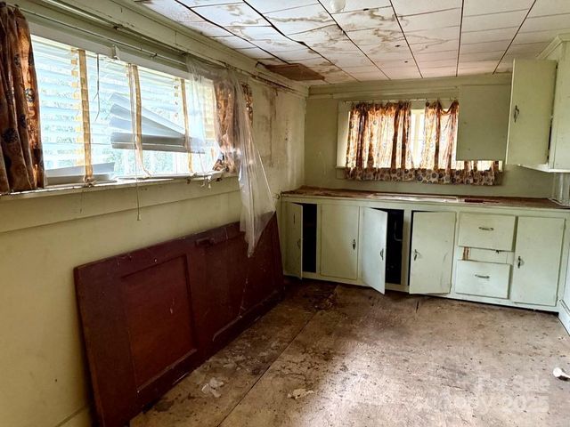 2412 Daves Drive, Shelby, NC 28152