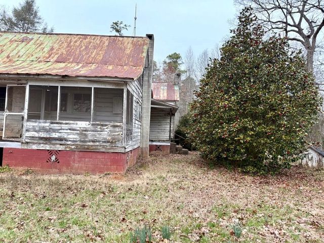 2412 Daves Drive, Shelby, NC 28152