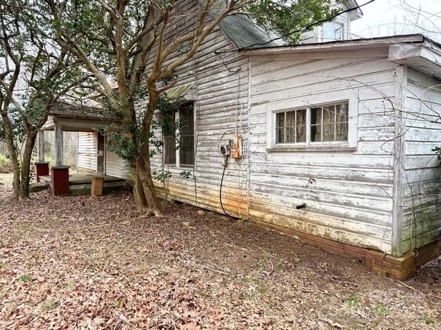 2412 Daves Drive, Shelby, NC 28152