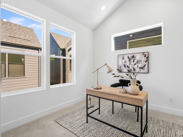 9213 N Seneca St, Portland, OR 97203