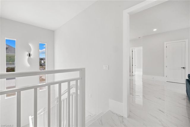 137 Hibiscus DR, Fort Myers Beach, FL 33931