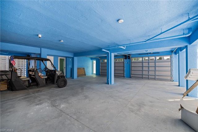 137 Hibiscus DR, Fort Myers Beach, FL 33931