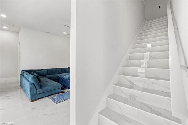 137 Hibiscus DR, Fort Myers Beach, FL 33931