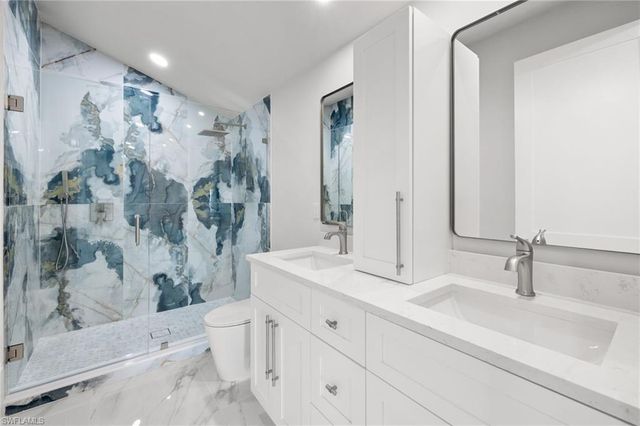 137 Hibiscus DR, Fort Myers Beach, FL 33931