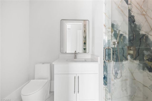 137 Hibiscus DR, Fort Myers Beach, FL 33931