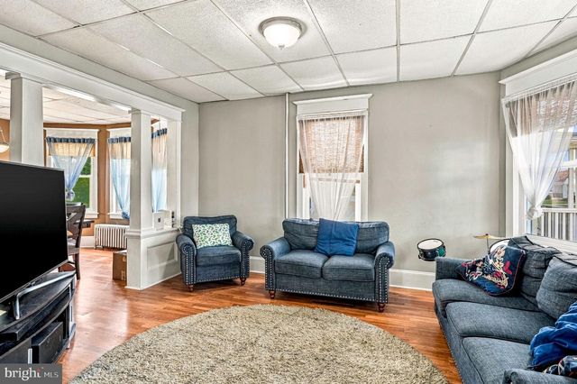318 CONOVER ST, Burlington, NJ 08016