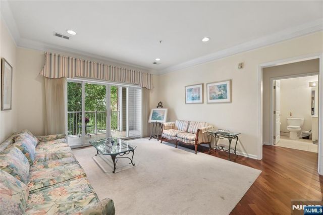 7118 Warrens Way, Wanaque, NJ 07465